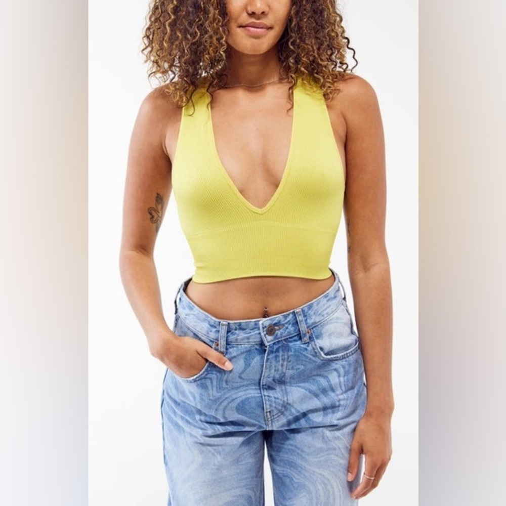 BDG Urban Outfitters Josie Ribbed Sleeveless Cropped top Yellow